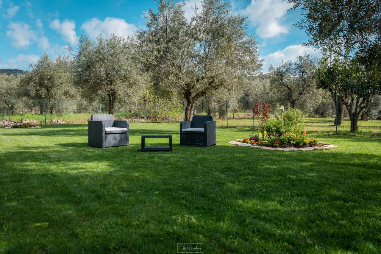 Agriturismo Country Casale Rufo Sonnino Exterior foto